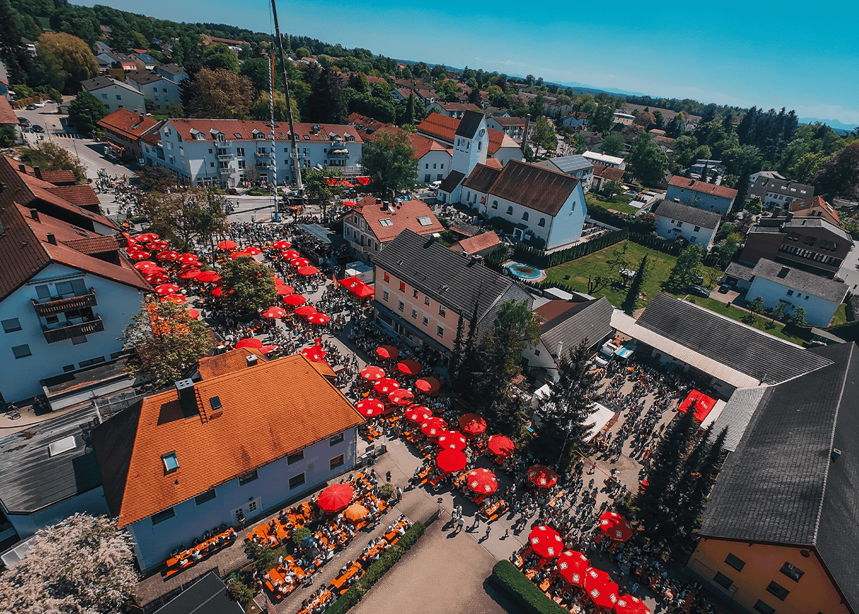 Maibaum 2025 Drohnenaufnahme